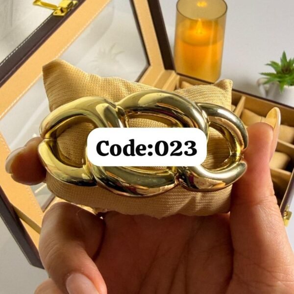 Infinity knot style Kada Bracelet