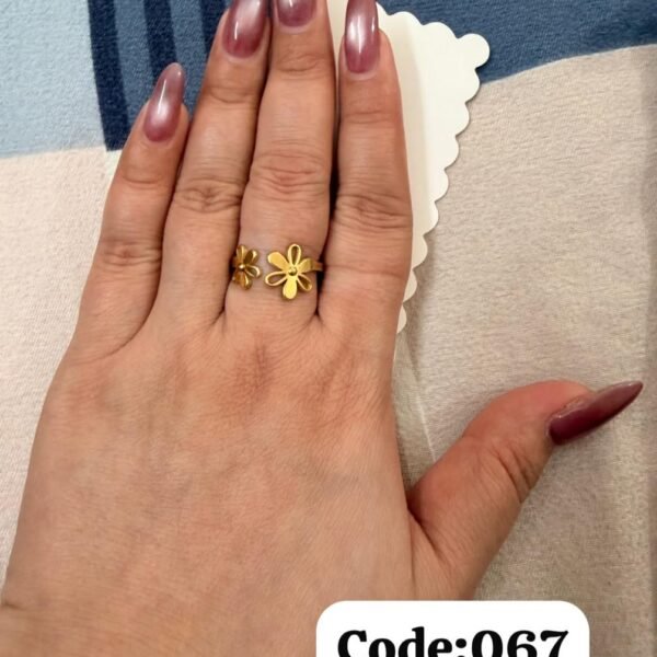 Twin bloom brass adjustable ring