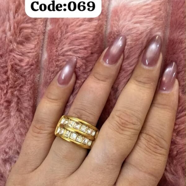 Double row cluster ring